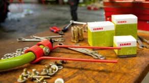Venta online de recambios originales CLAAS en España: piezas para tractores y cosechadoras con descuentos exclusivos y envío rápido.
